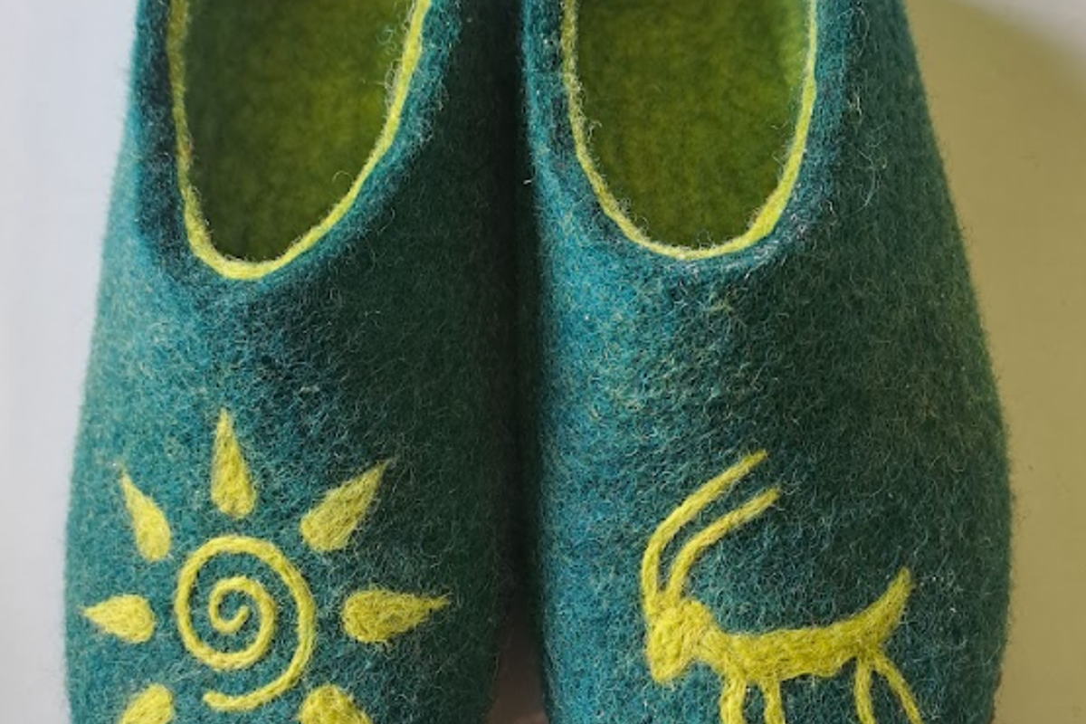 deer design shoe Felt Products from Nepal