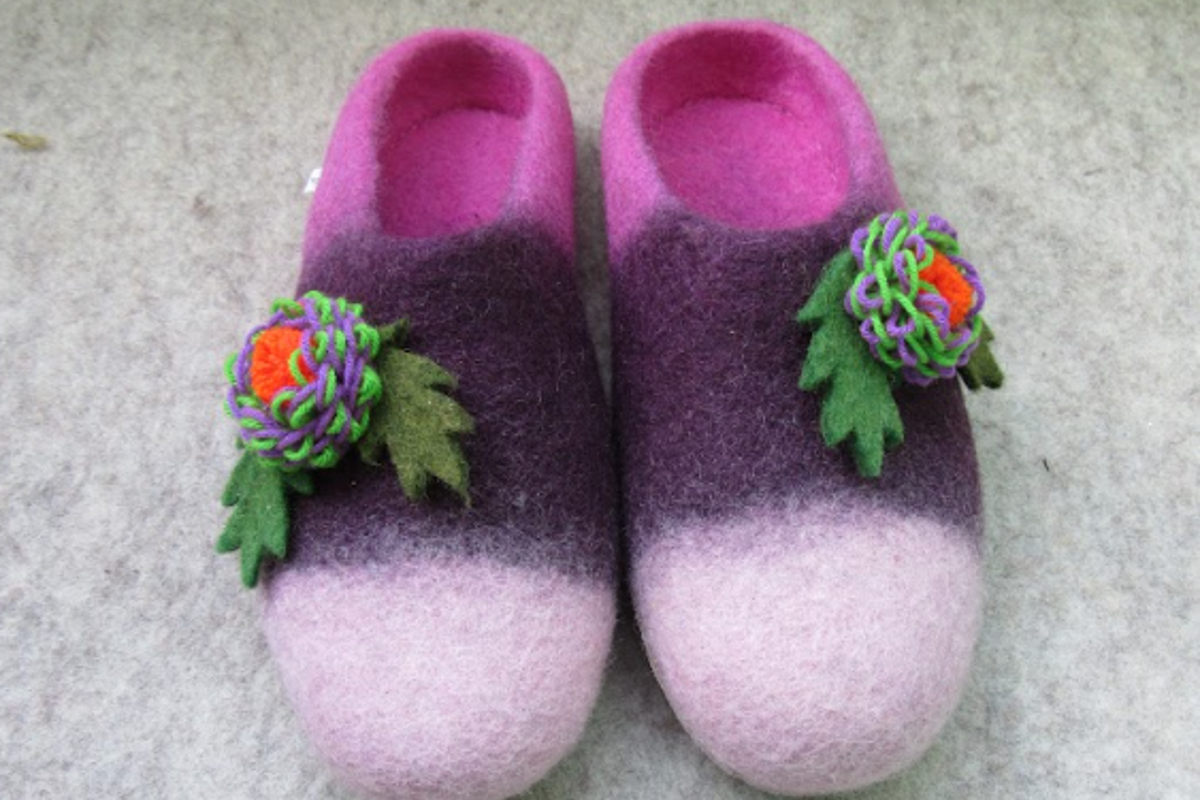 flower design shoe Felt Products from Nepal