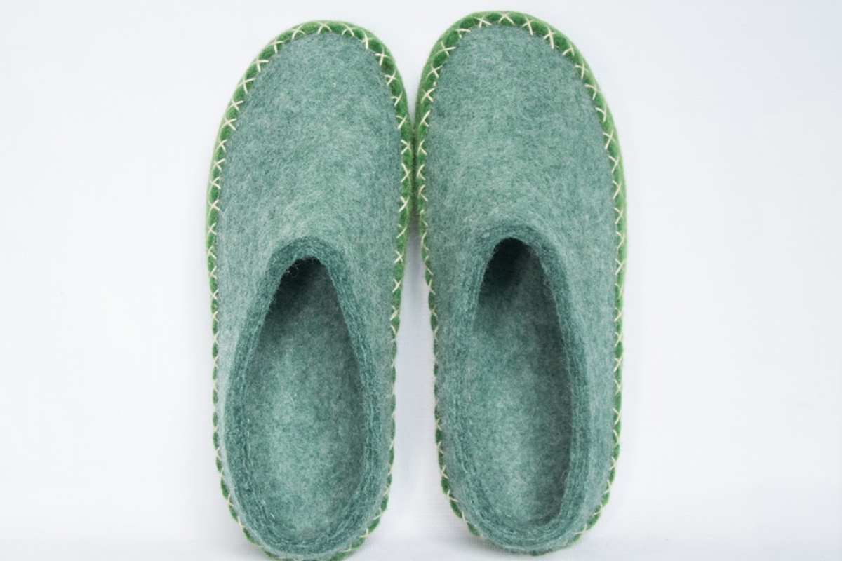 green indoor slippers Felt Products from Nepal